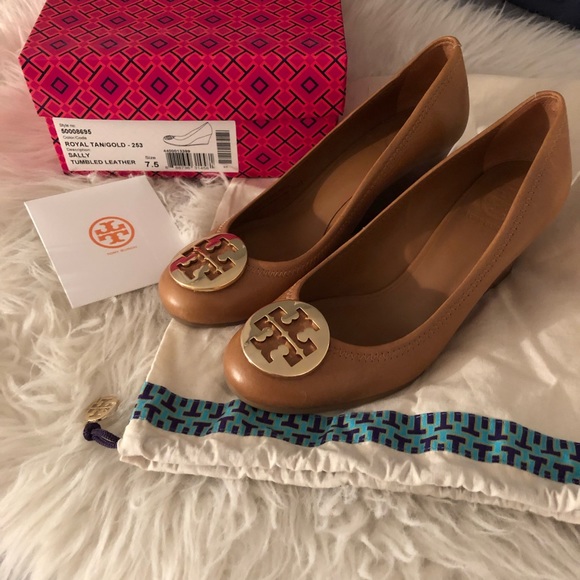 Tory Burch Shoes - Tory Burch Sally Wedge Sz 7.5